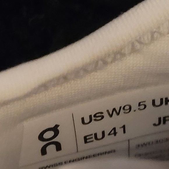 On Running Women Cloud X AD size 9.5 - Picture 15 of 16